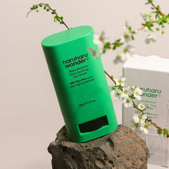 Black Bamboo Daily Soothing Sun Shield