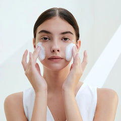 Tone Brightening Cleansing Gel Foam